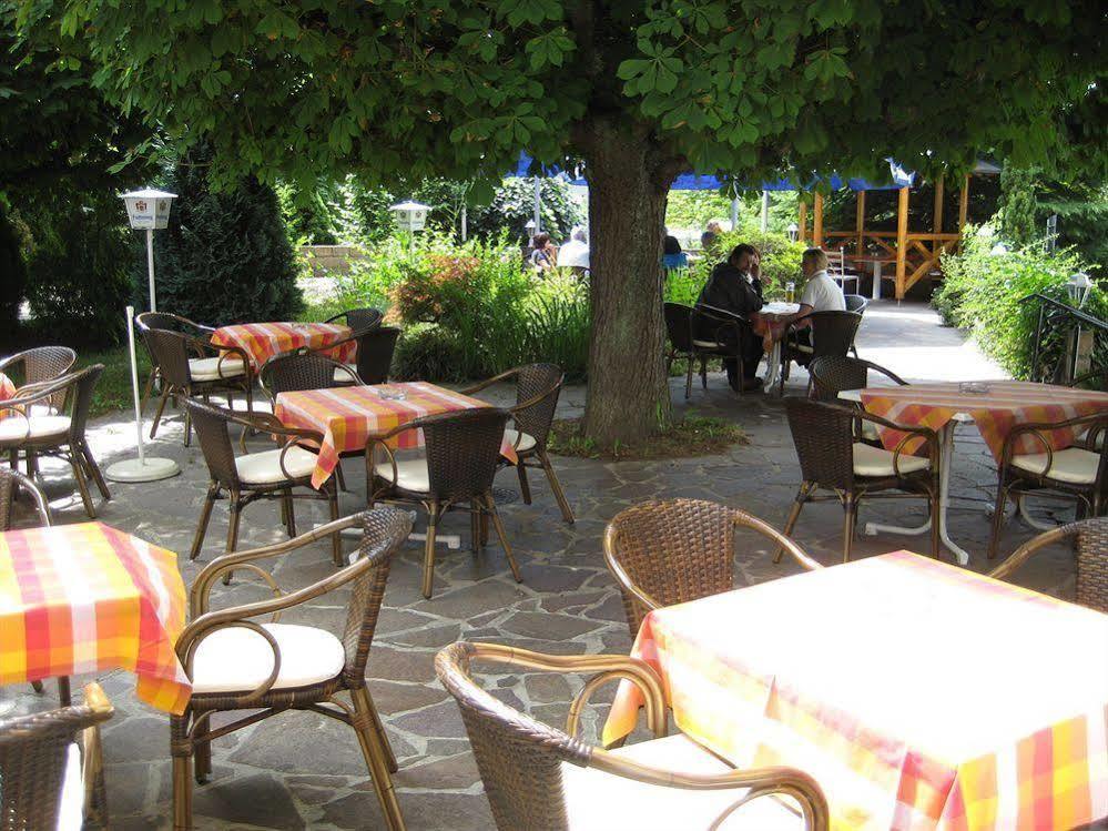 Hotel Waldhorn FDH Exterior foto